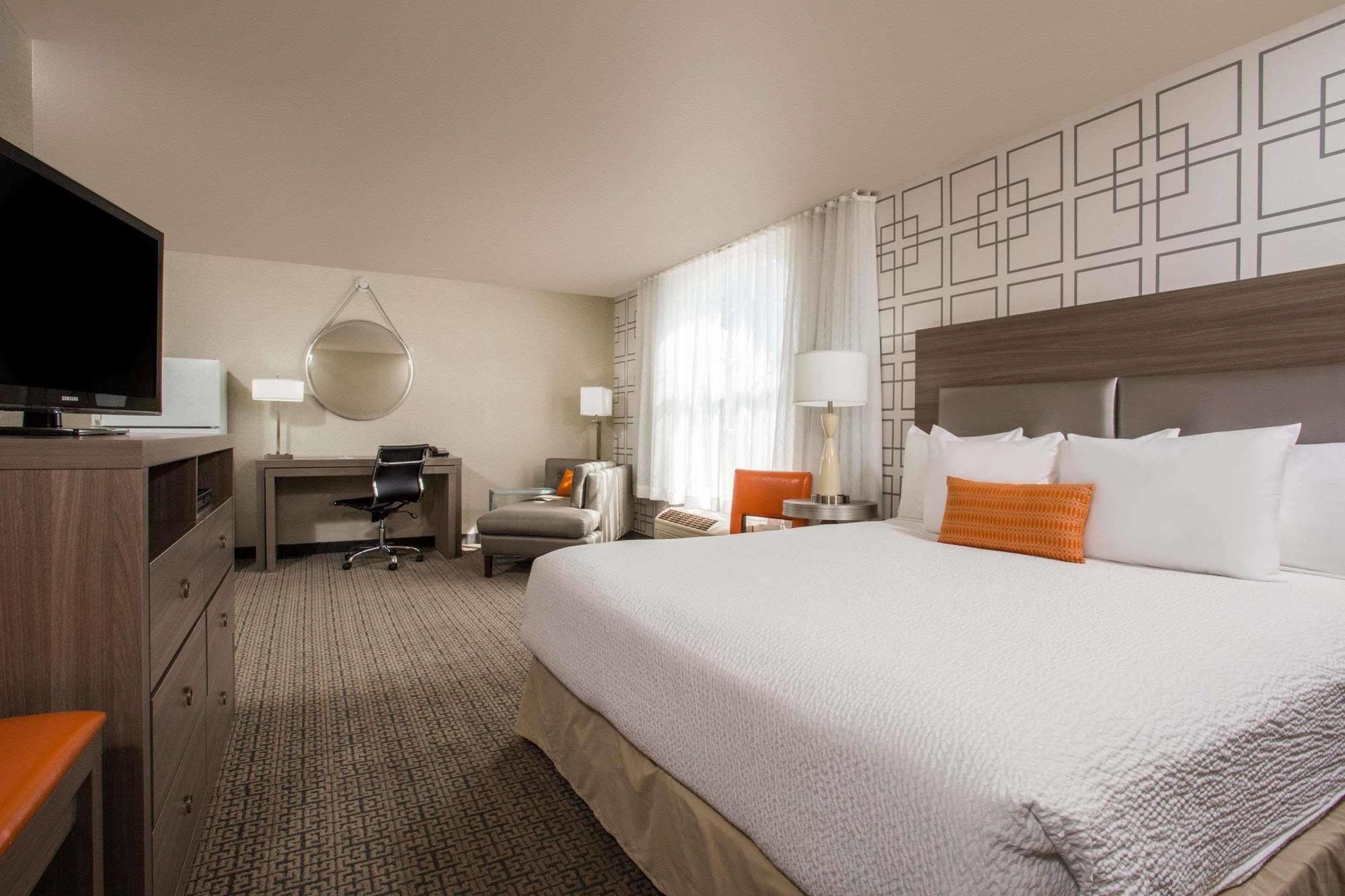 Hawthorn By Wyndham Hotel